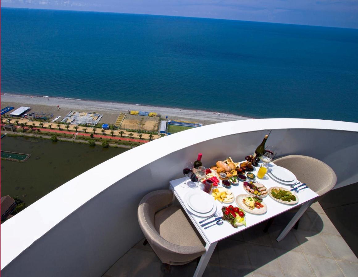 Apartments In Alliance Batumi Zewnętrze zdjęcie