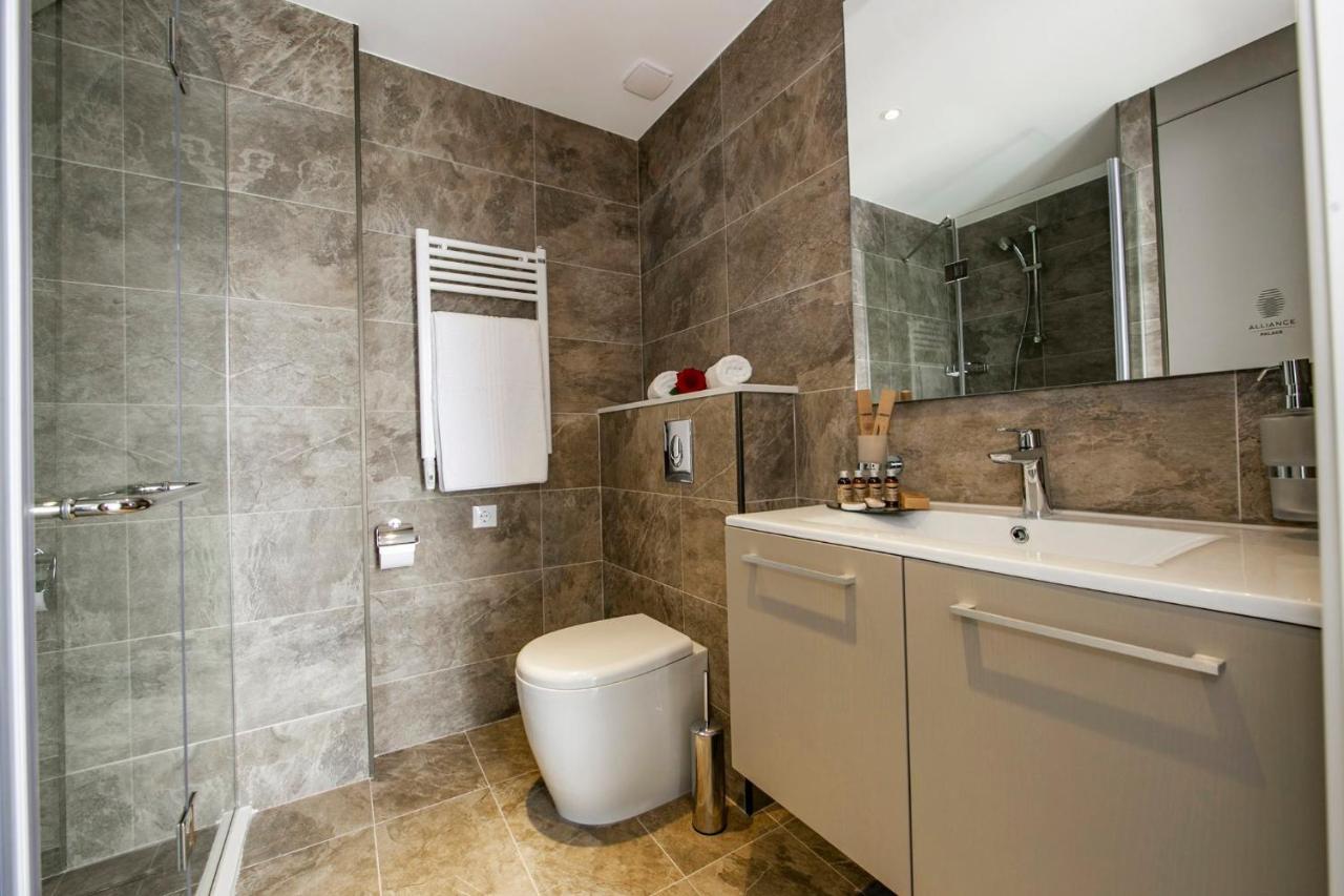 Apartments In Alliance Batumi Zewnętrze zdjęcie